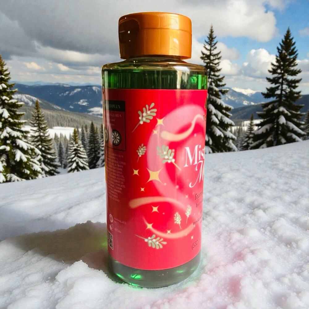 Tree Hut Mistletoe Magic Foaming Gel Body Shower Wash - 18 Fl. Oz. - New Sealed - Picture 5 of 6
